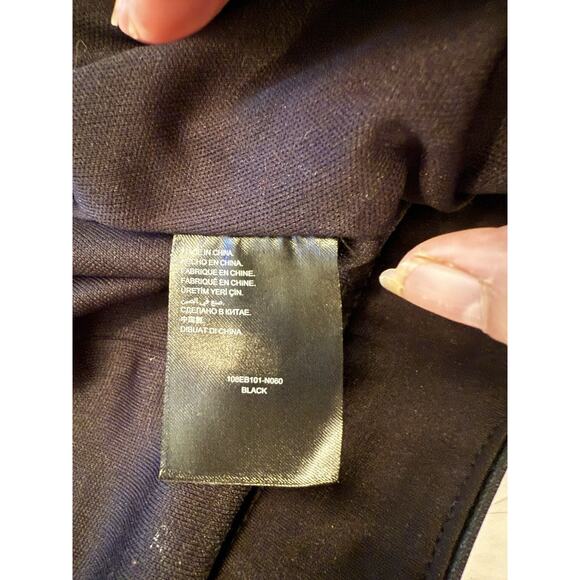 Preowned Ladies Bebe Black Cropped Mixed Media Jacket Size 2 - Picture 12 of 12